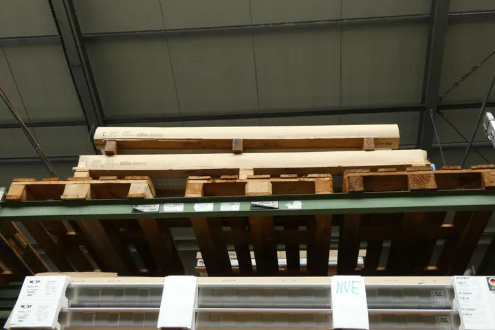Kermi - Heizk. Therm X2 Profil-V Typ 22, BH 600, BL 2000 mm, weiß, AG links Umfang: Palette mit Inhalt, Ebene 2